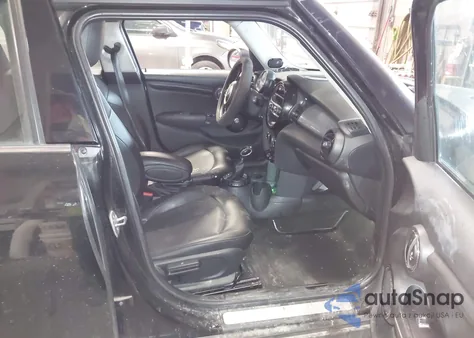 2016 Mini Hardtop Cooper z USA, uszkodzony, nr VIN WMWXU1C54G2D08108